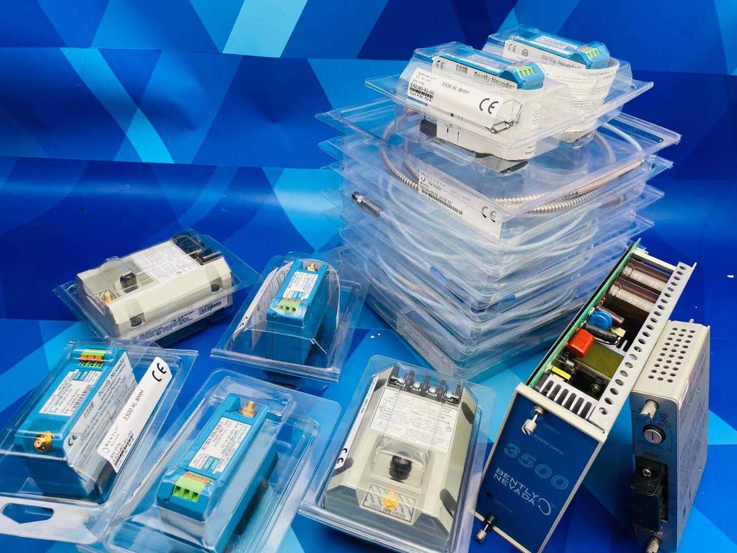 PLC กับ DCS: การเปรียบเทียบตัวควบคุมลอจิกที่ตั้งโปรแกรมได้และระบบควบคุมแบบกระจาย